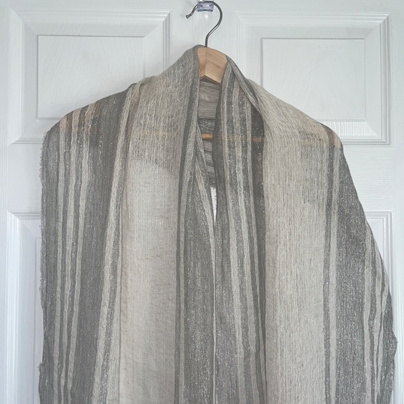 Eileen Fisher Linen Gauze Metallic Scarf NWOT - Picture 6 of 6